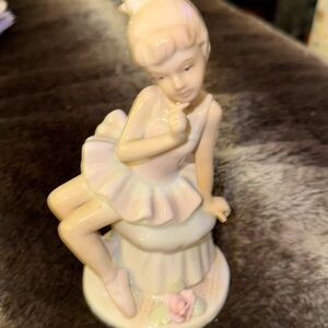 The Valentino Collection Seated Pose Ballerina Girl